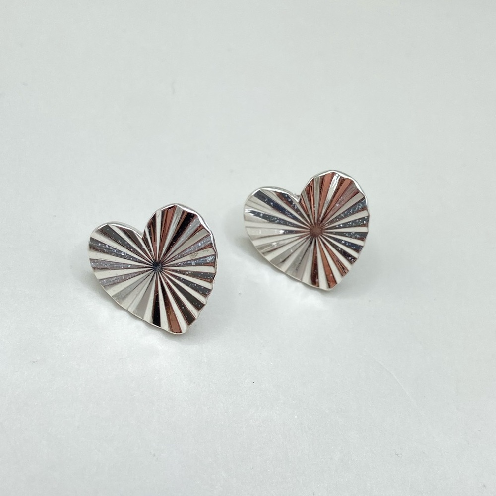 Silver Crinkle Heart Post Earrings